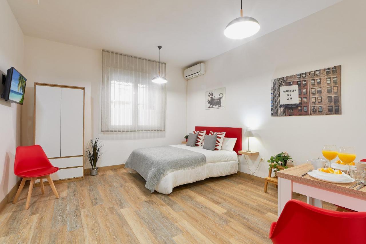 Apartamento Victoria Urbanite Málaga Exterior foto